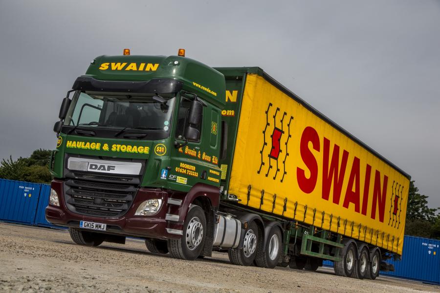  DAF CF 460 6x2 FTG Space Cab 2013 года  (UK) (фото 2 из 6)